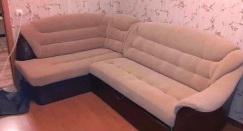 Перетяжка углового дивана. Внуково 